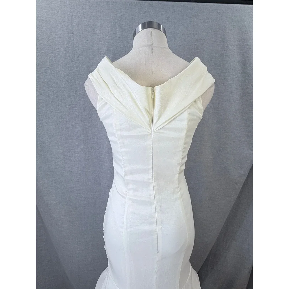 Vintage Jessica McClintock Ivory Ruched Mermaid Gown Rhinestone Brooch 10 - Picture 9 of 11